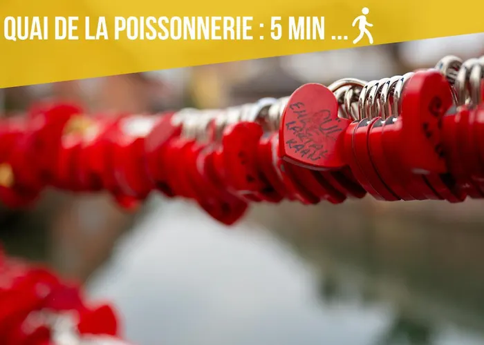 Le Bretzel Petite Venise Vieille Center Wi-fi Homestay